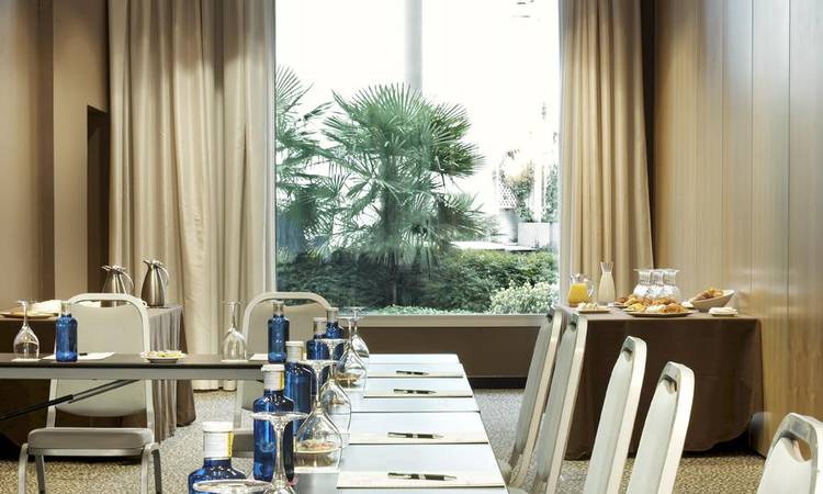 Sala Privada Hotel ILUNION Alcalá Norte Madrid Sala Privada Hotel ILUNION Alcalá Norte Madrid